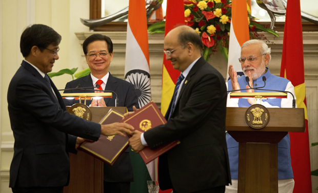 India leans towards Vietnam and is prepared to take on China in South China Sea India leans towards Vietnam and is prepared to take on China in South China Sea